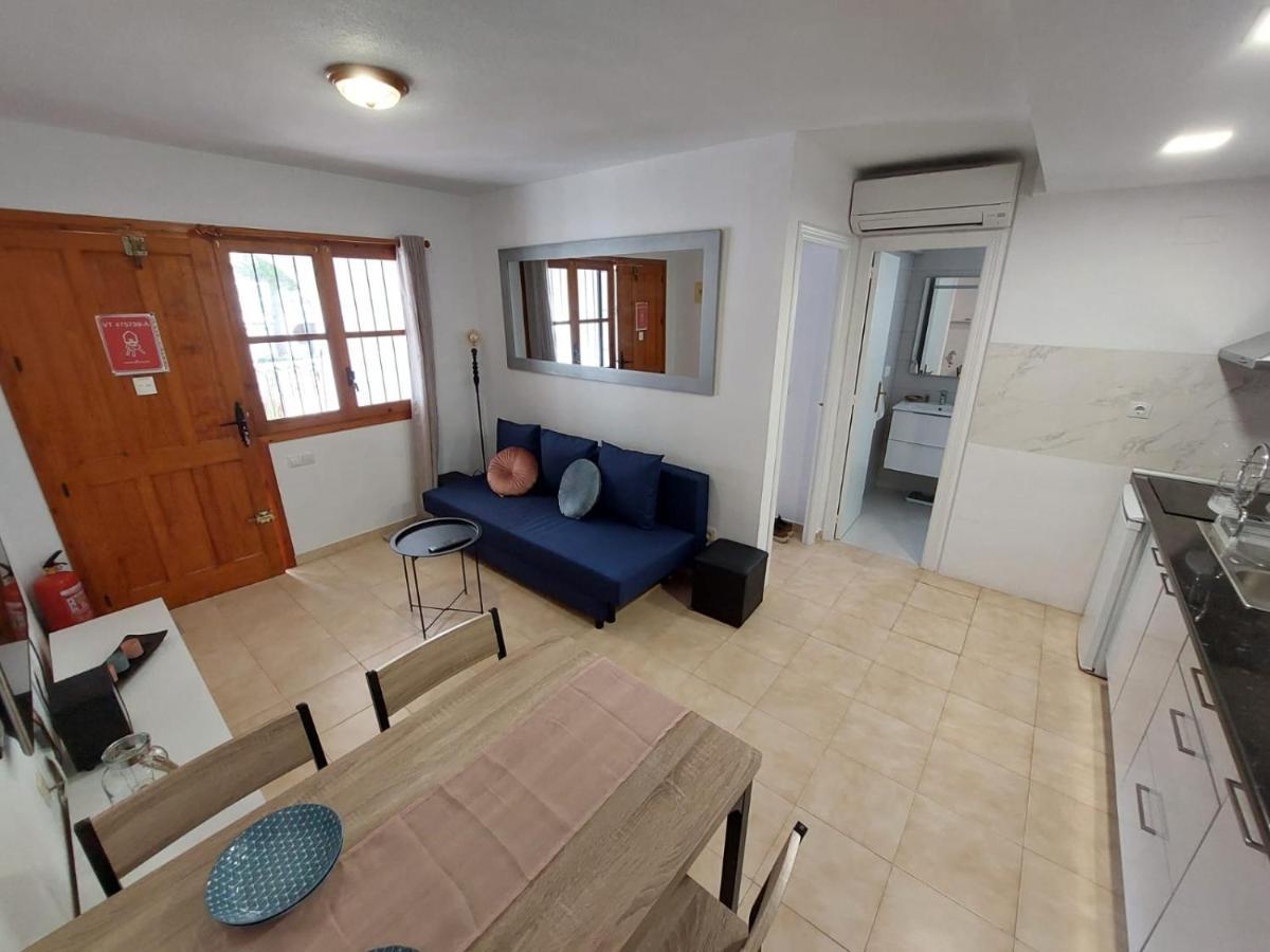 Apartament Casa Del Gato Rojo , Communal Swimming Pool , Terrace With Barbecue Torrevieja Exterior foto